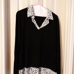 Investments Black and white pullover top
